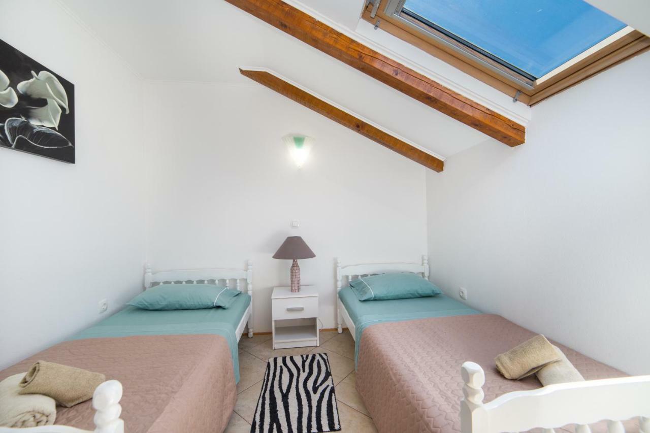 Ana Apartments Блаце Екстериор снимка