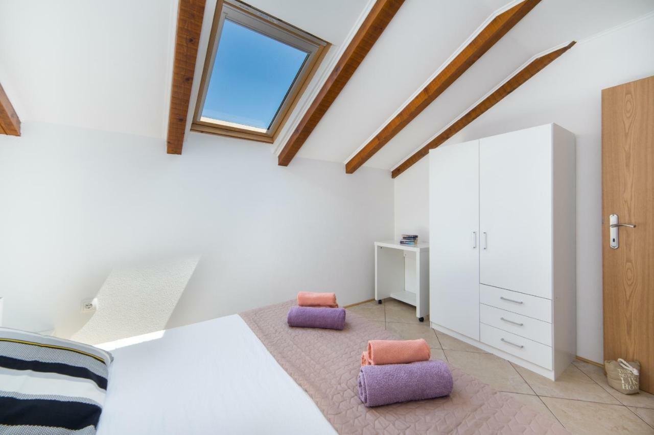 Ana Apartments Блаце Екстериор снимка