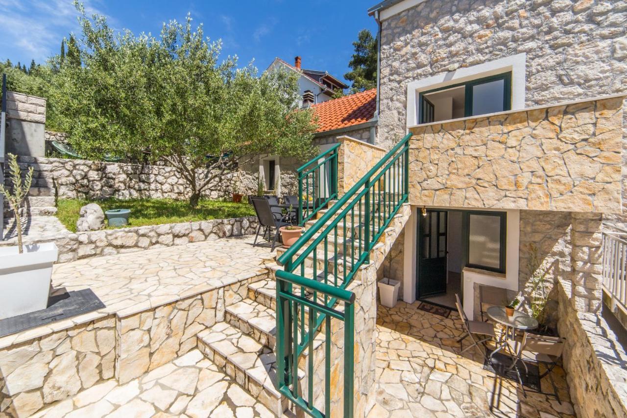 Ana Apartments Блаце Екстериор снимка